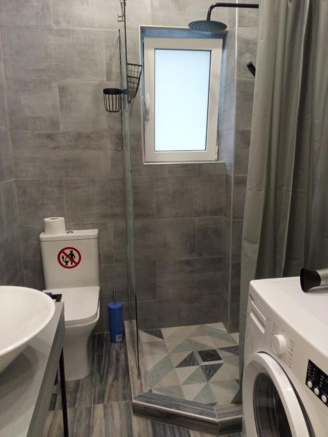 Alkiviadou 61, ATHENS, Cozy studio near metro. Apartamento Exterior foto